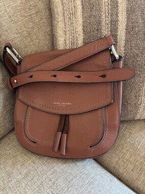 MARK JACOBS Pebbled Leather Crossbody Bag